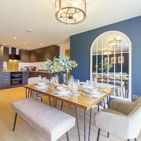 Darlington - 2 Bedroom Luxury Apartment By Mint Stays Bristol Exterior photo